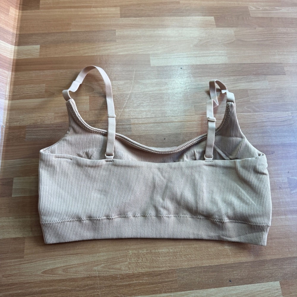 Aerie beige sports bra size large nwt - Picture 9 of 13